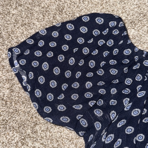 Like New Beautiful blue off the shoulders Dorsey Perkins blouse - Picture 5 of 12